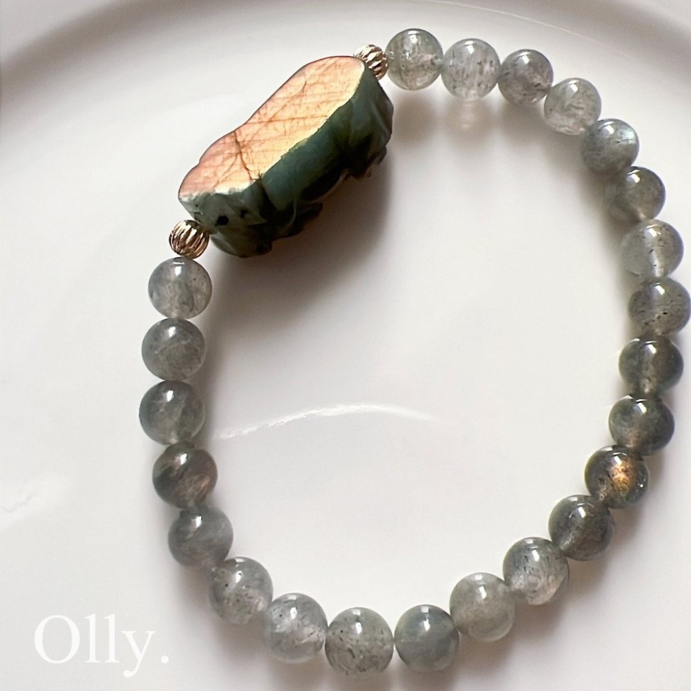 【Olly】設計款【貔貅】拉長石 灰月光 舒緩情緒 招財貴人 連結高我 水晶手鍊 水晶手串 水晶手環-細節圖3