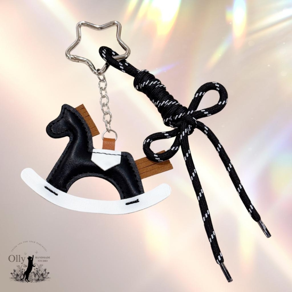 【Olly】Little Rider Pony 搖搖小馬吊飾 皮質鑰匙圈 包掛 耶誕節 交換禮物 聖誕禮物 生日禮物 馬-細節圖5