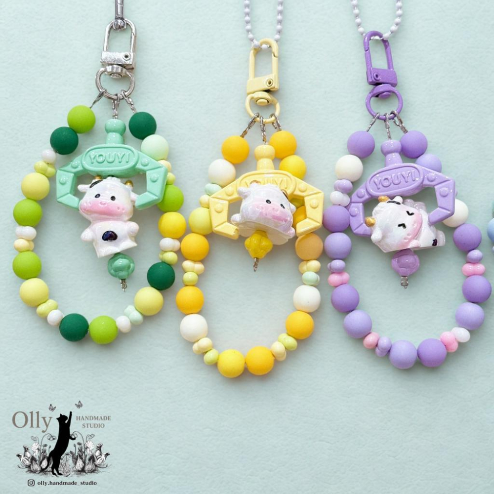 【Olly】奶牛夾心機 鑰匙圈  吊飾 門扣 包掛 乳牛 繽紛 生日禮物 閨蜜禮物 交換禮物 掛飾 生肖-細節圖2