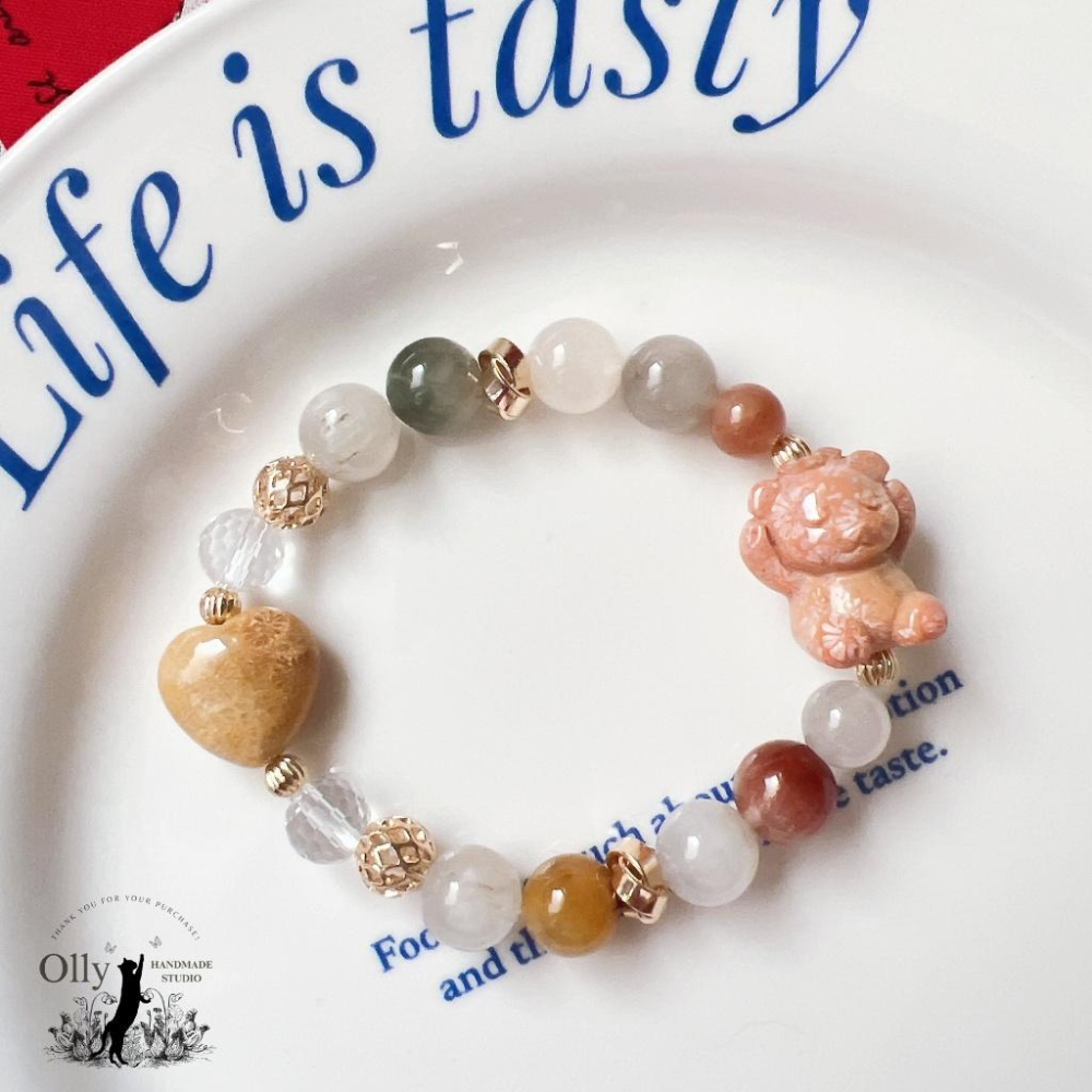 【Olly】設計款【不看不聽小熊】彩兔毛 粉兔毛 白兔毛 紅兔毛 黃兔毛 彈性手鍊 水晶手串 情人節 母親節 生日禮-細節圖9