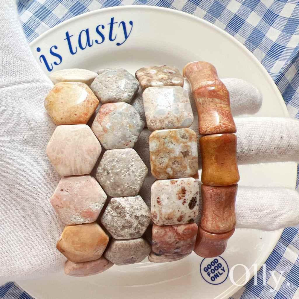 【Olly】珊瑚玉手排【顯花跳色多版型】彈性手排 手鍊 手環 菊花石 珊瑚玉 生日禮物 交換禮物 聖誕節 收藏 BU-細節圖2