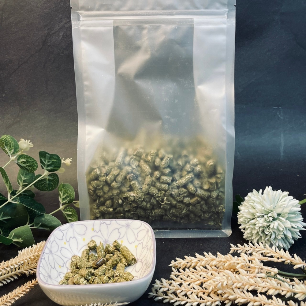 加拿大精苜蓿草粒 500g 1000g 牧草飼料 日曬草粒 小寵食物 兔子 天竺鼠 黃金鼠 倉鼠-細節圖5