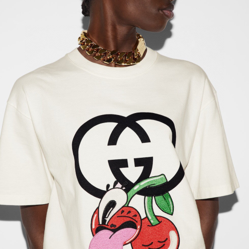 古馳 Gucci 2024早秋🆕貼飾刺繡棉T恤🪡👌倫敦藝術家兼插畫師HattieStewart的創意設計