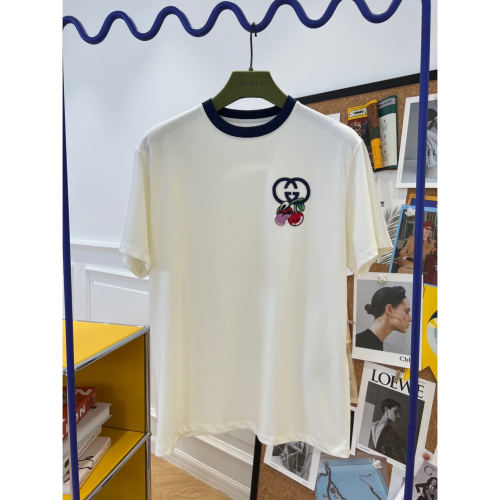 古馳 Gucci 2024早秋🆕貼飾刺繡棉T恤🪡倫敦藝術家兼插畫師HattieStewart的創意設計