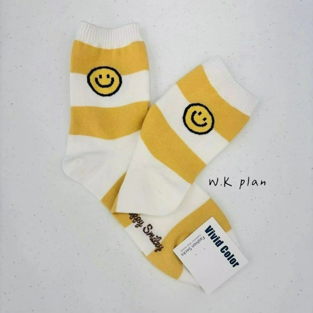 【W.K】韓國2024春季新款 笑臉表情中筒襪-細節圖10