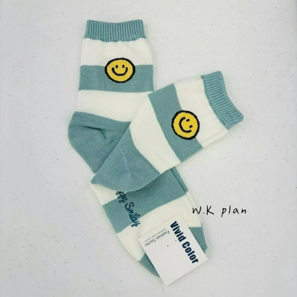 【W.K】韓國2024春季新款 笑臉表情中筒襪-細節圖11