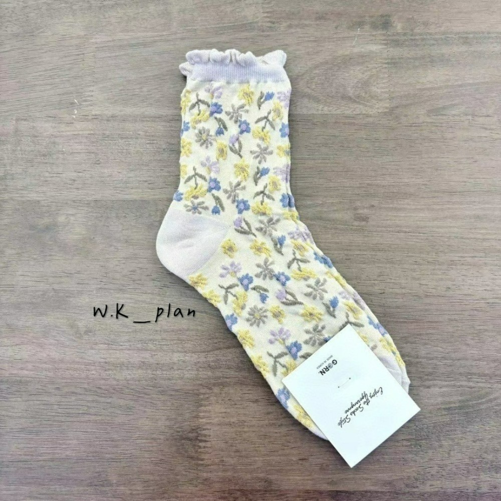 【W.K】韓國木耳邊小花中筒襪-規格圖5