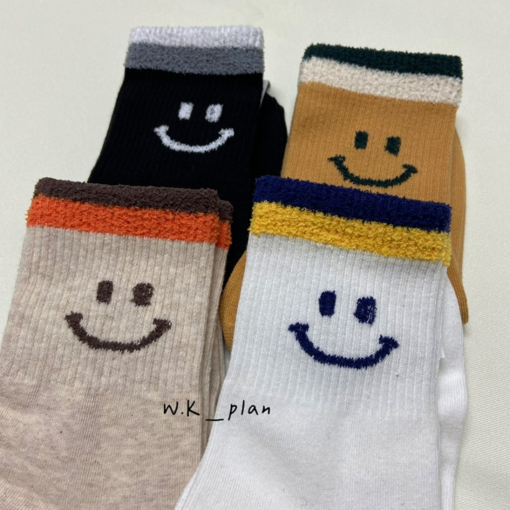 【W.K】拚色微笑中筒襪 韓國襪子-細節圖2