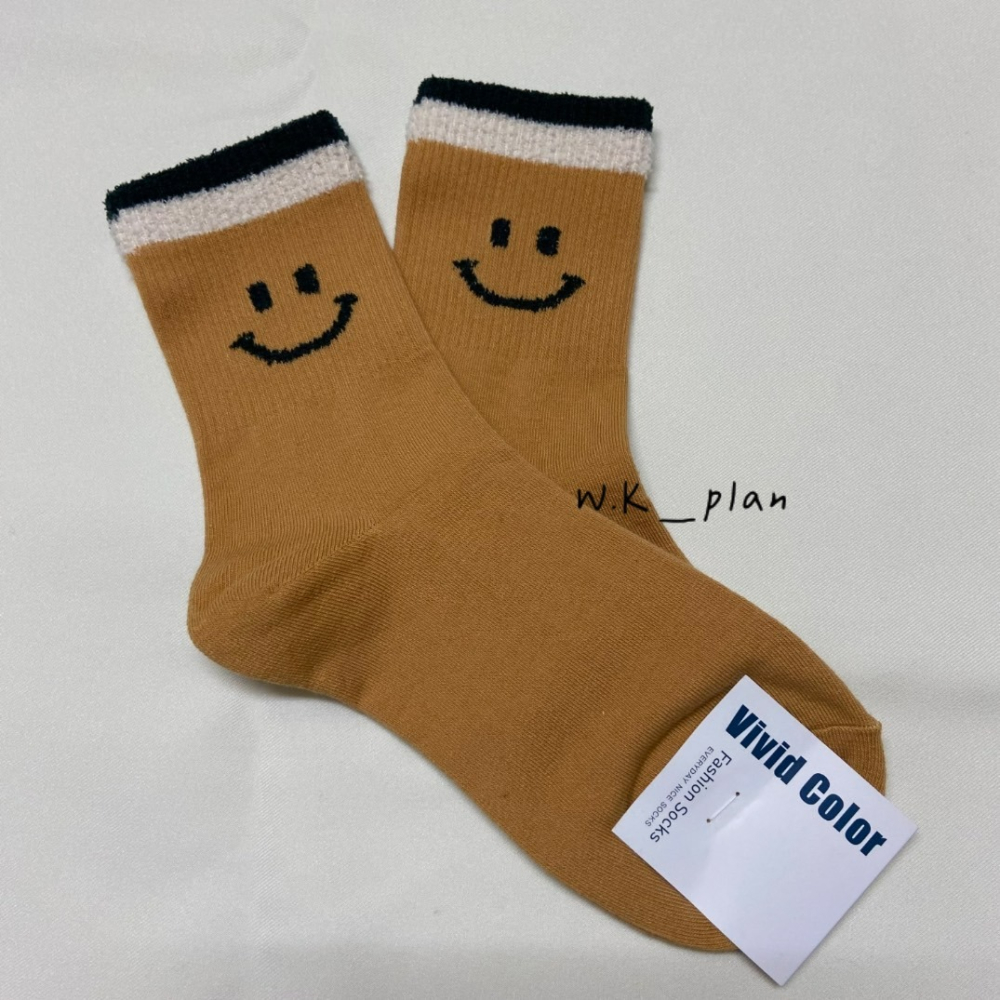 【W.K】拚色微笑中筒襪 韓國襪子-細節圖4