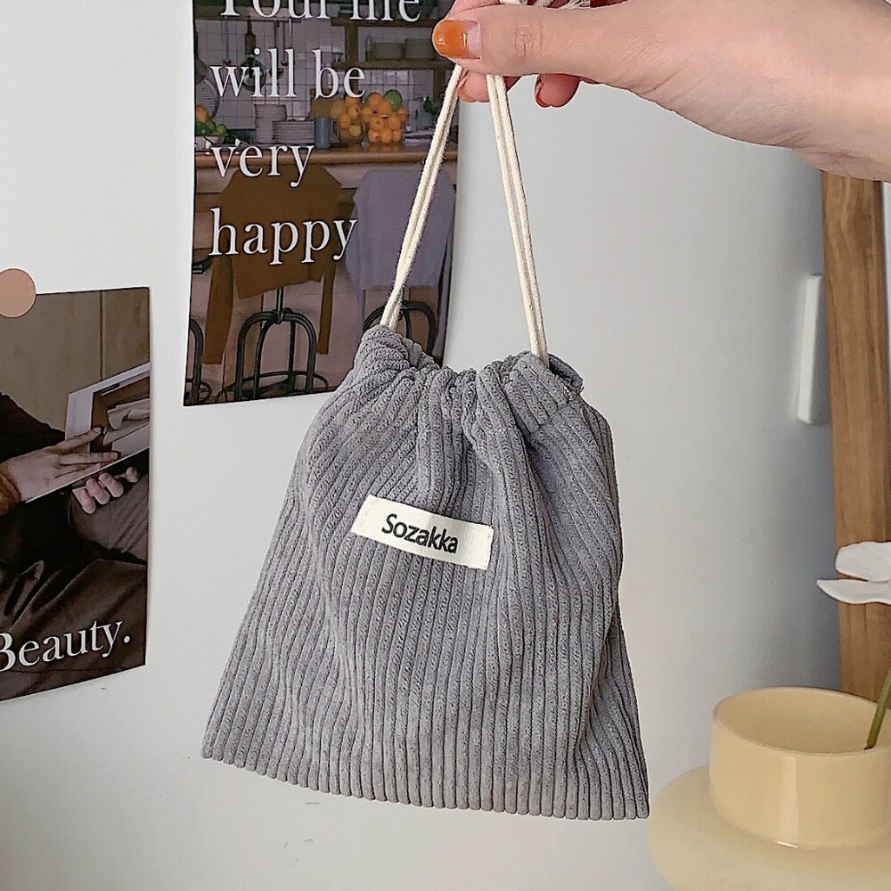 燈芯絨 素色 束口袋 旅行收納袋 列收納袋 收納 旅行收納 小物收納 束口 衛生棉袋 生理袋 化妝包 束口包-規格圖7