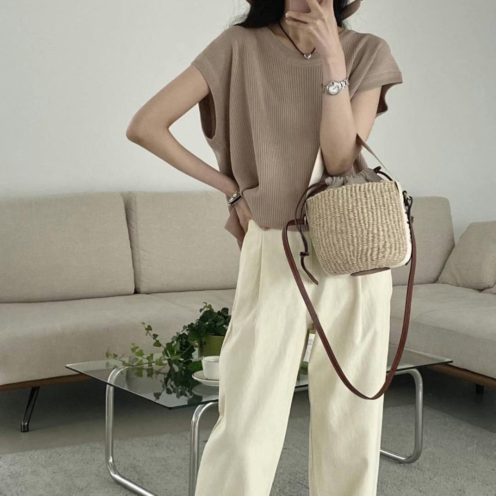 預購 正韓 涼感超舒適側開叉寬袖針織上衣-06/15截止-細節圖3