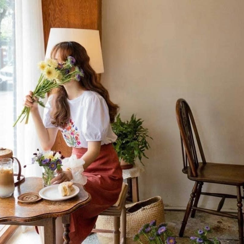 預購 正韓 法式彩色小花朵澎袖薄棉上衣-06/25截止-細節圖8