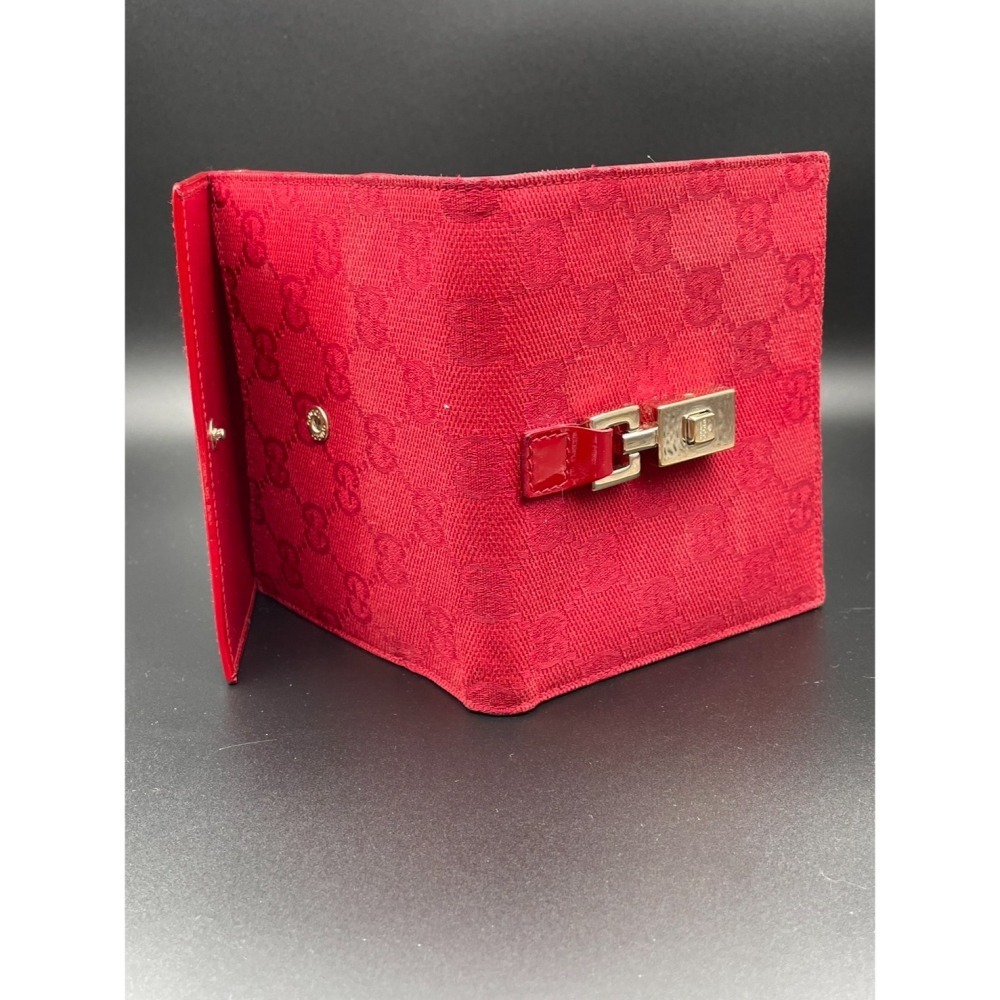 ［FUN SHOP 梵尚時尚精選］GUCCI 金屬 LOGO 扣環帆布印花 10卡紅色短夾 | 精緻品牌配件-細節圖7