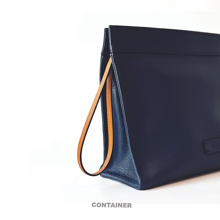 ［FUN SHOP 梵尚時尚精選］bangkok container 海軍藍 手拿包-細節圖3