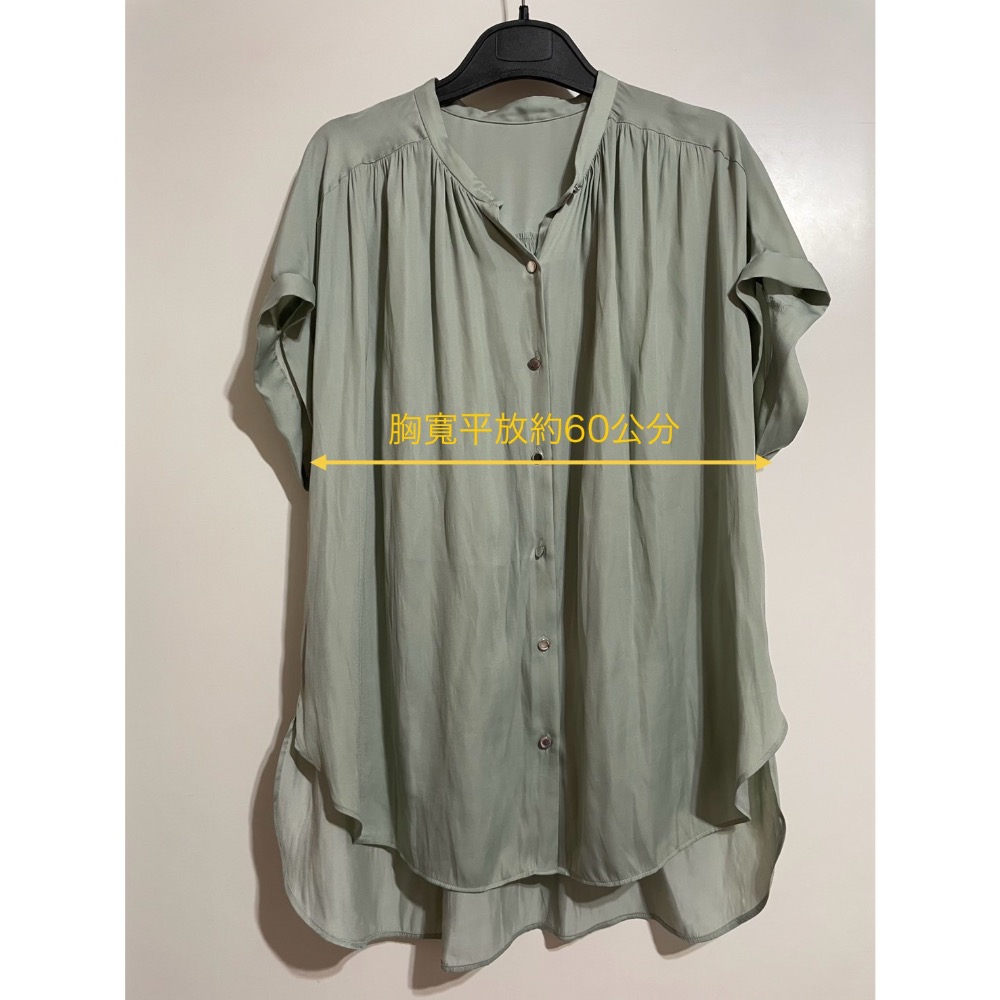 專櫃MK草綠色長版柔軟連袖襯衫/二手/38號-細節圖2
