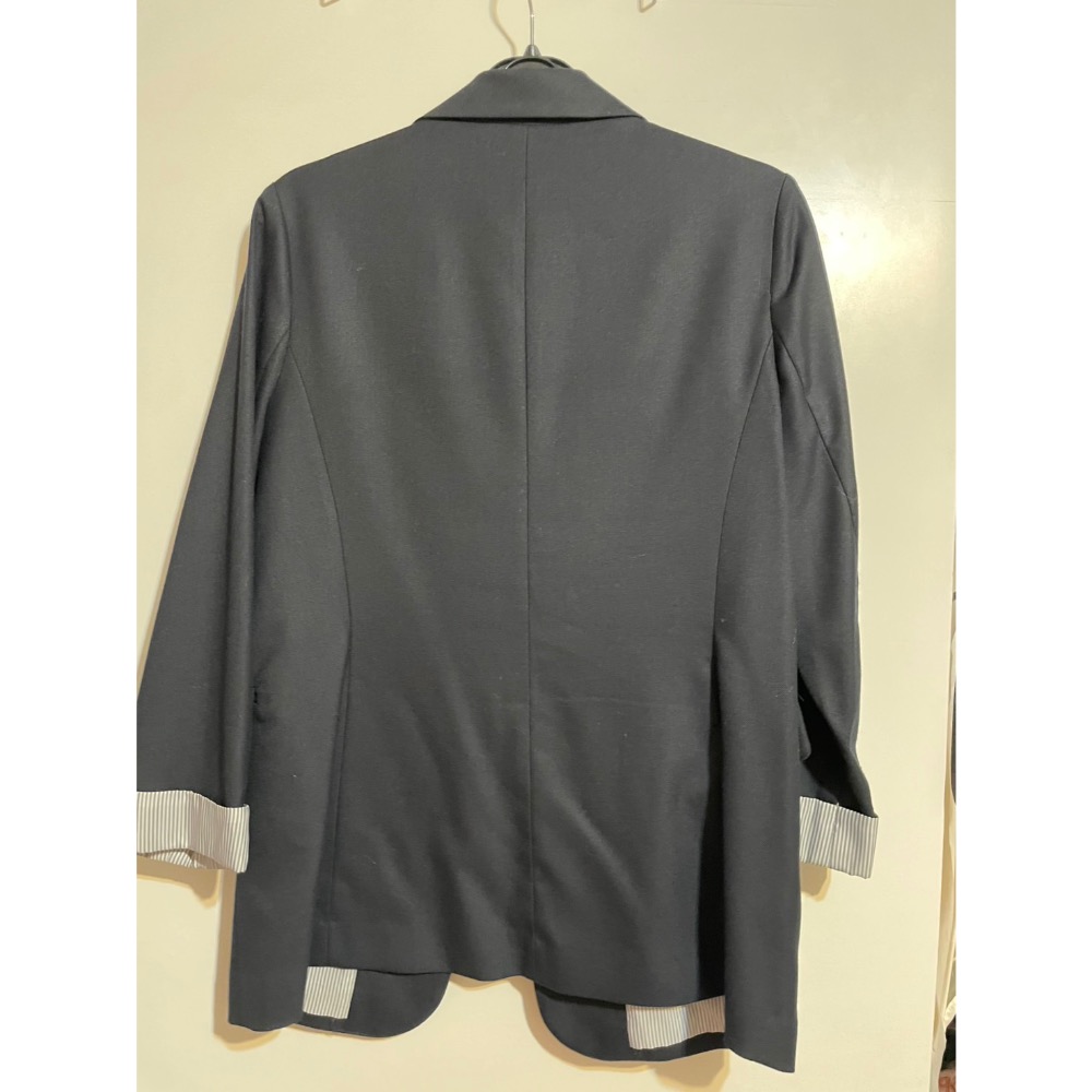 U’re深藍色混毛料七分袖西裝外套/二手/M號-細節圖6