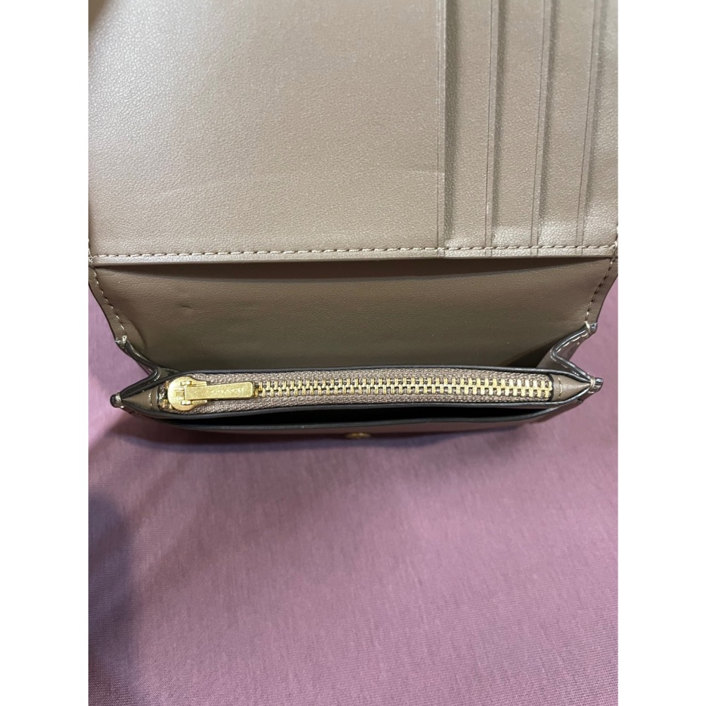 Coach摩卡色卡夾零錢包/二手-細節圖4