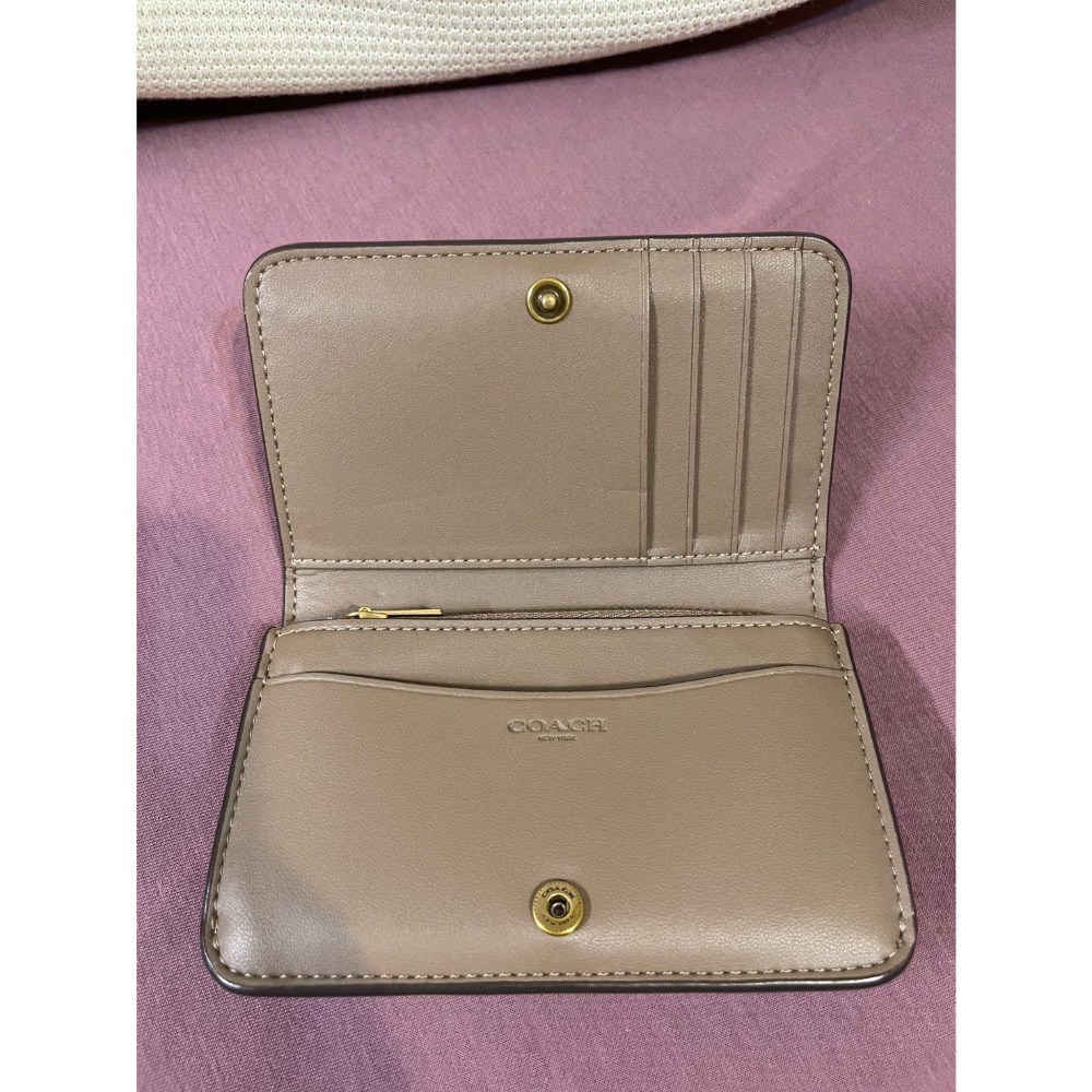 Coach摩卡色卡夾零錢包/二手-細節圖5