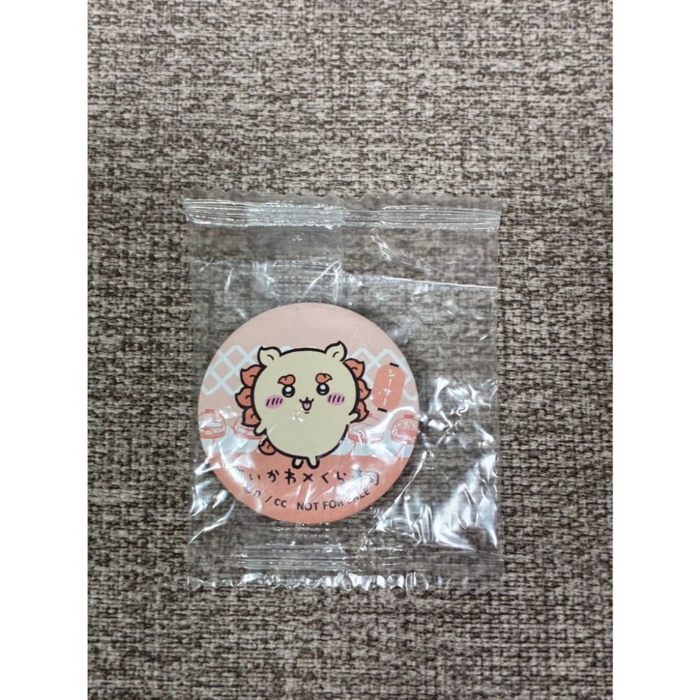 吉伊卡哇 藏壽司【日版現貨】 2025 扭蛋 別針 徽章 磁鐵 烏薩奇小可愛小甲蟲小八貓栗子獅薩 鎧甲 冰箱貼-規格圖1