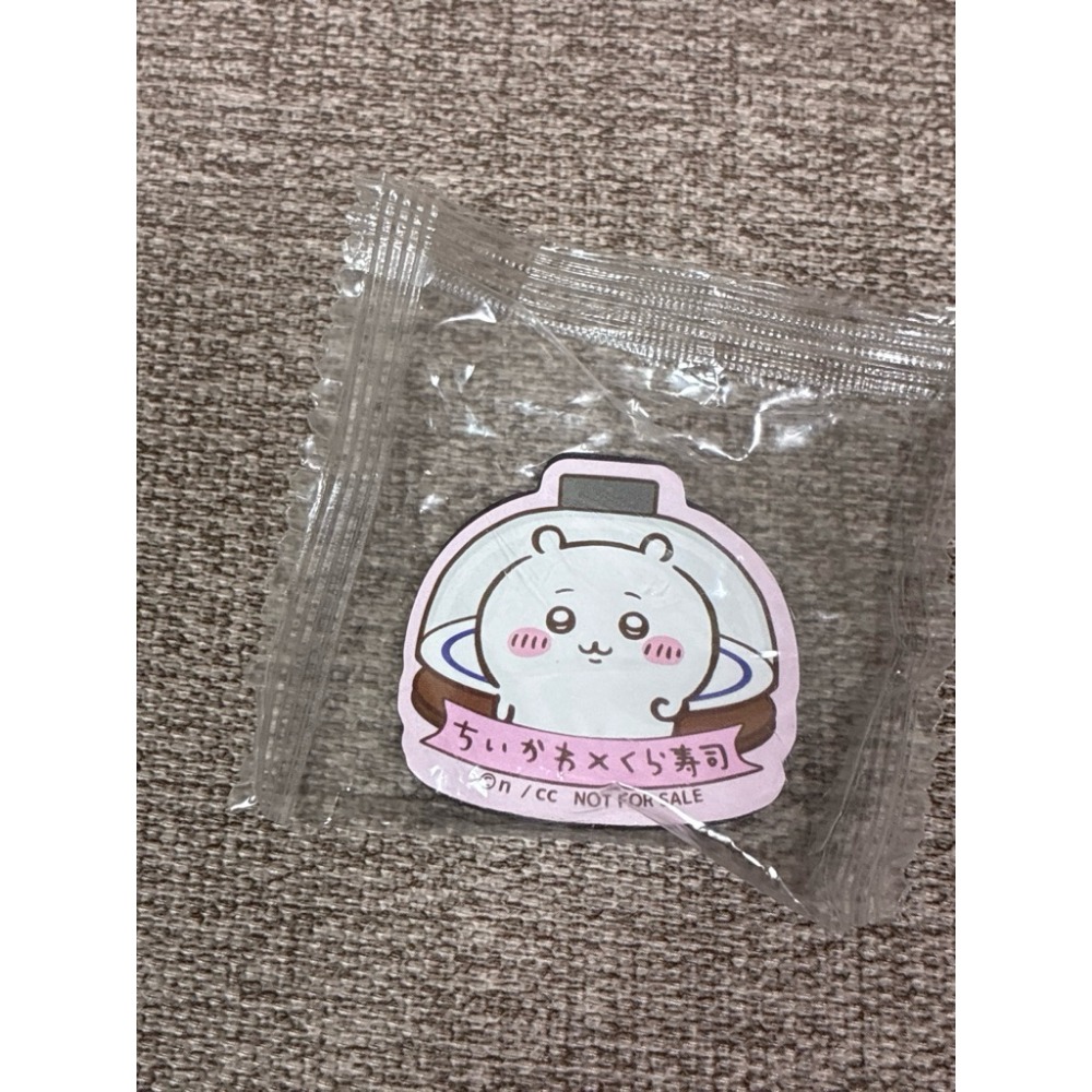 吉伊卡哇 藏壽司【日版現貨】 2025 扭蛋 別針 徽章 磁鐵 烏薩奇小可愛小甲蟲小八貓栗子獅薩 鎧甲 冰箱貼-規格圖1