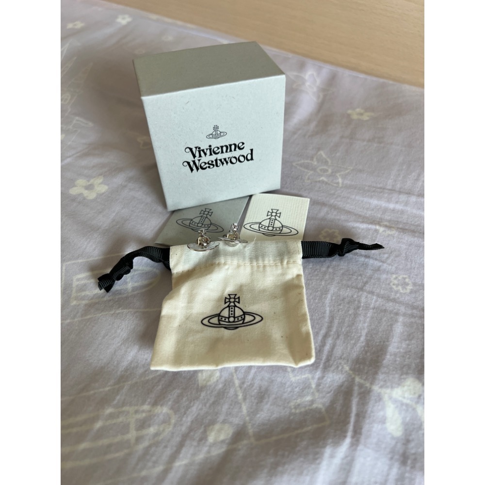 🇯🇵日本Vivienne Westwood 半立體土星耳環 Saturn Orb-細節圖2