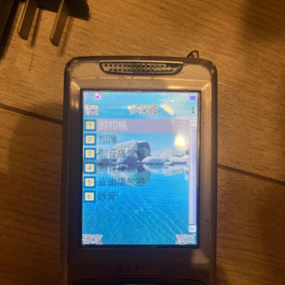 ELIYA I90 手機 可當 播放機 錄音機 非 Philips 飛利浦 MP3 4GB 音樂隨身聽小巧迷你 耳機專用-細節圖2