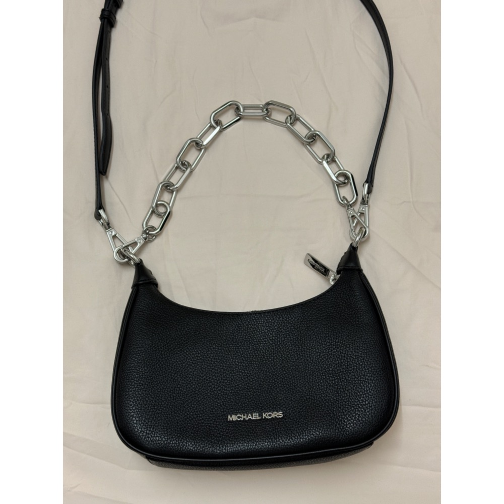 二手 Michael Kors （小）金屬鍊帶荔枝紋皮革手提肩背斜背包(黑)-細節圖3