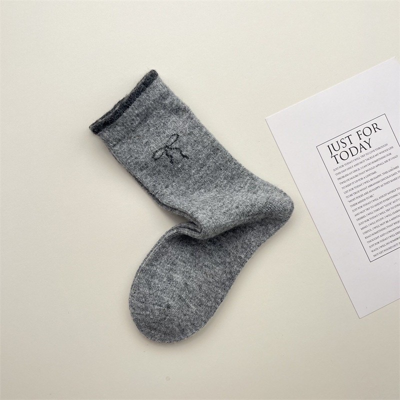 羊毛保暖蝴蝶結中筒襪子-細節圖5