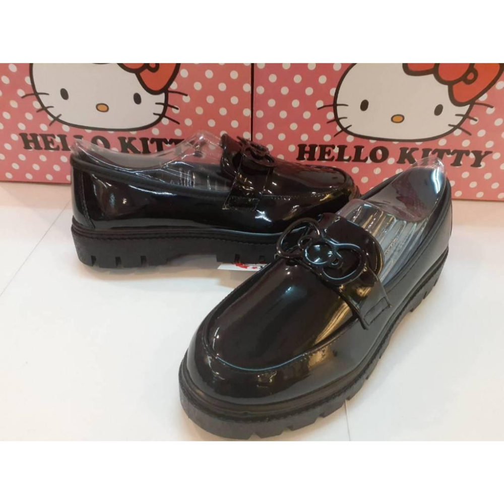[kikishoes]HELLO KITTY蝴蝶結鞋扣💕衣領結造型😍輕量漆皮❤樂福鞋👀素面學生皮鞋-黑色-台灣製表演鞋-細節圖3