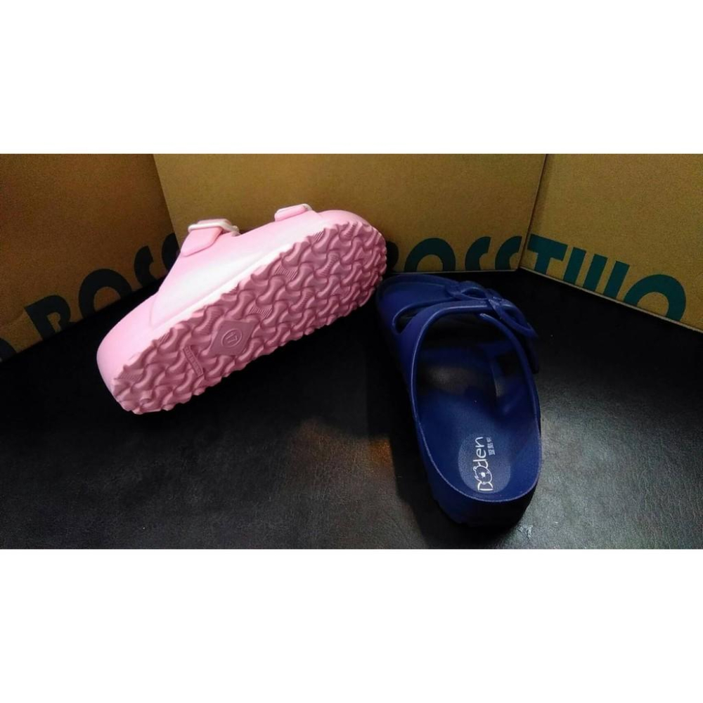 [kikishoes] 超輕量兩板式雙扣環膠鞋運動拖鞋男童防水拖鞋休閒款AB拖鞋白色藍色黑色台灣製腳背可以調整寬度-細節圖4