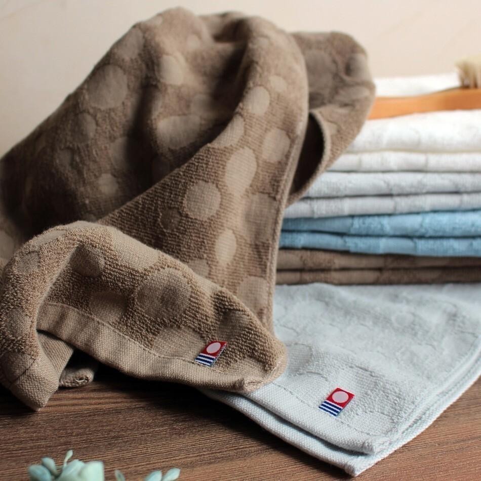 ✨水玉圓點浴巾✨現貨 毛巾 浴巾 今治毛巾 今治浴巾 今治認證 日本今治 吸水毛巾 速乾浴巾 純棉毛巾 飯店毛巾-細節圖6