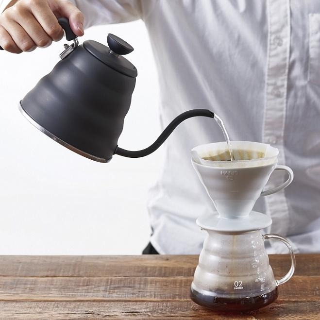 《HARIO》雲朵不鏽鋼霧黑細口壺 (1.2L)【現貨 附發票】-細節圖2