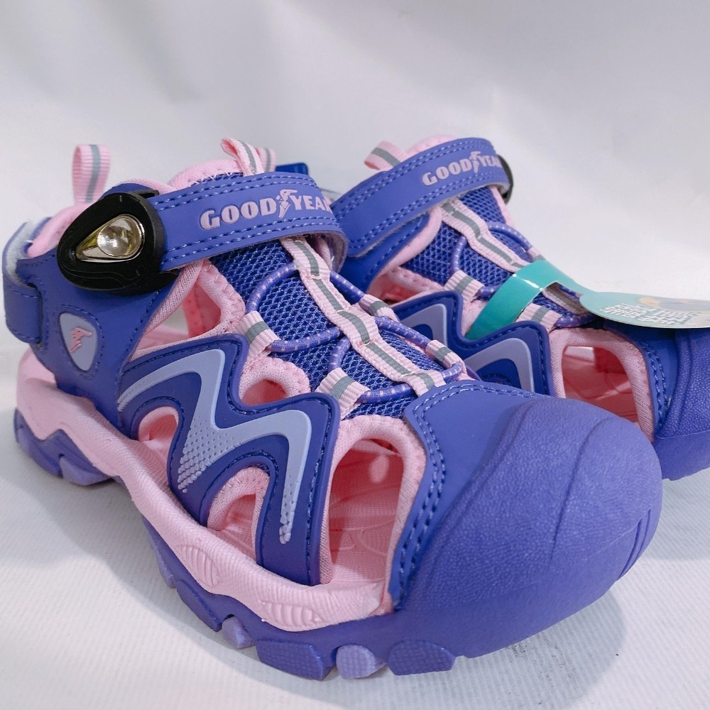 金英鞋坊~GOODYEAR固特異 童款夏日遊趣系列護趾磁扣涼拖兩用鞋 18867-紫粉 超低直購價390元-細節圖3
