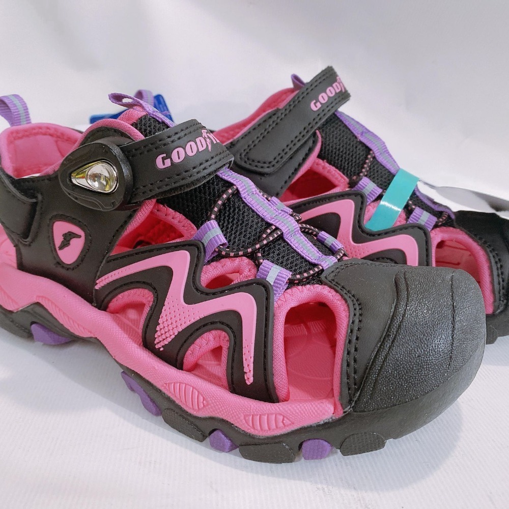 金英鞋坊 GOODYEAR固特異 童款夏日遊趣系列護趾磁扣涼拖兩用鞋 18862-黑桃 超低直購價390元-細節圖3