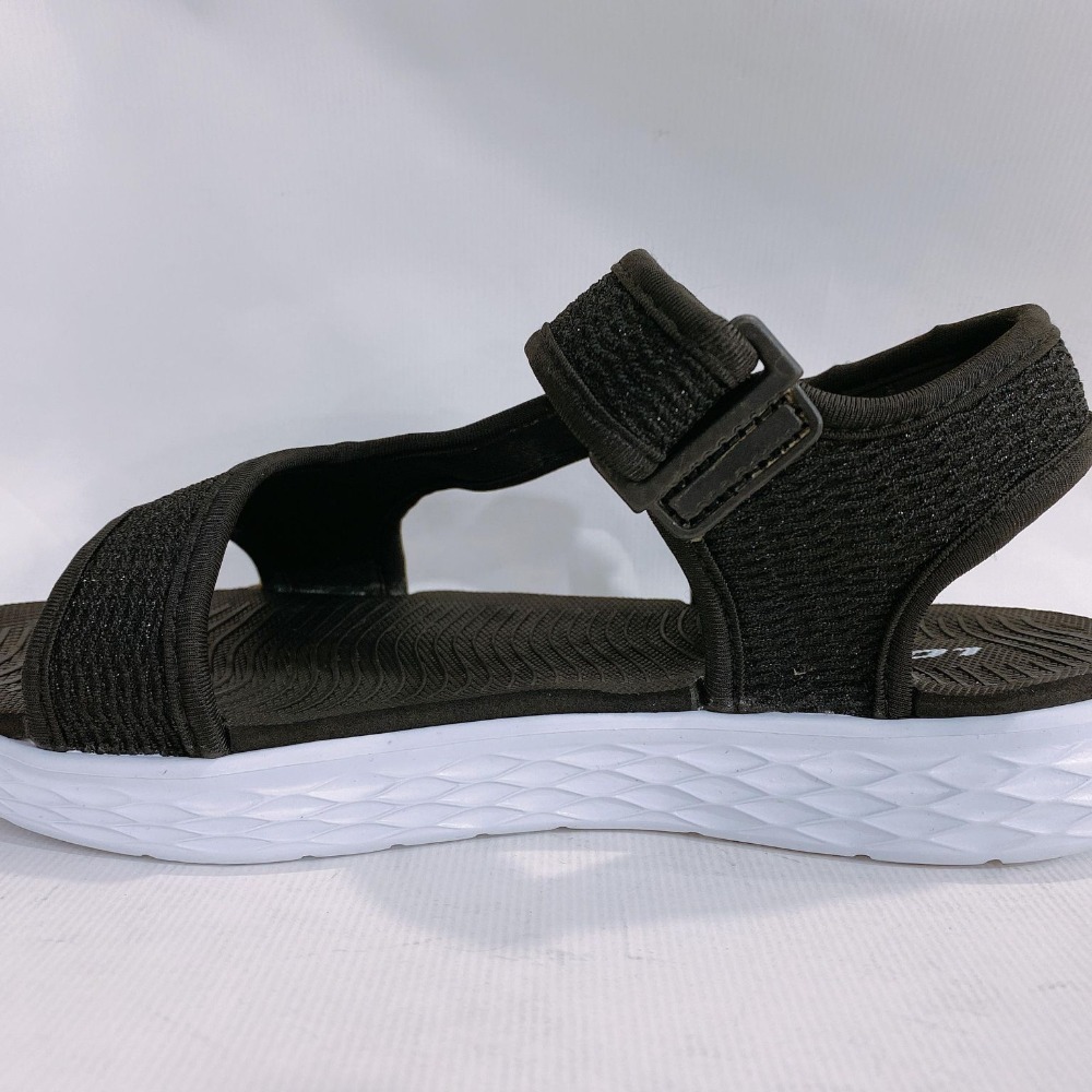 金英鞋坊~ LOTTO樂得-義大利第一品牌 女款Q-LIGHT 極輕量織帶涼鞋 3371-黑白超低直購價390元-細節圖5