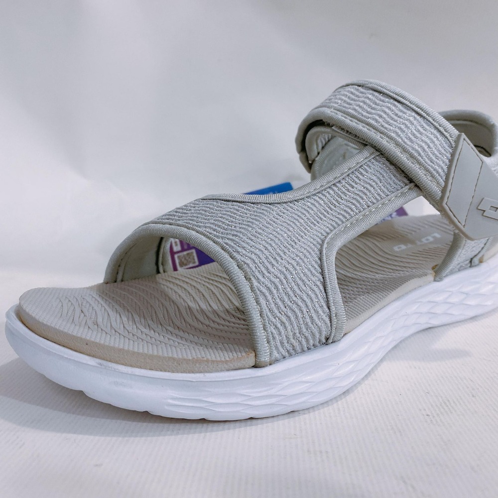 金英鞋坊 LOTTO樂得-義大利第一品牌 女款Q-LIGHT 極輕量織帶涼鞋 3379-銀 超低直購價390元-細節圖2