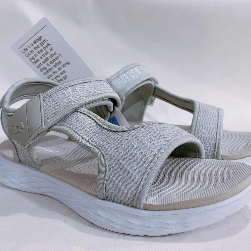金英鞋坊 LOTTO樂得-義大利第一品牌 女款Q-LIGHT 極輕量織帶涼鞋 3379-銀 超低直購價390元-細節圖3