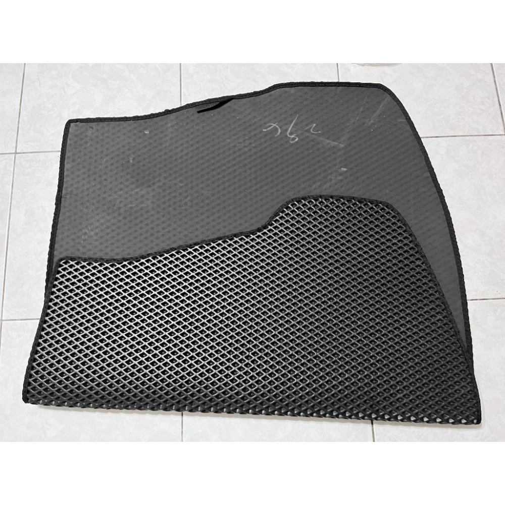 Lexus 原廠防水腳踏墊 2023 11月 NX200 主駕+副駕+後座+後車廂-細節圖2