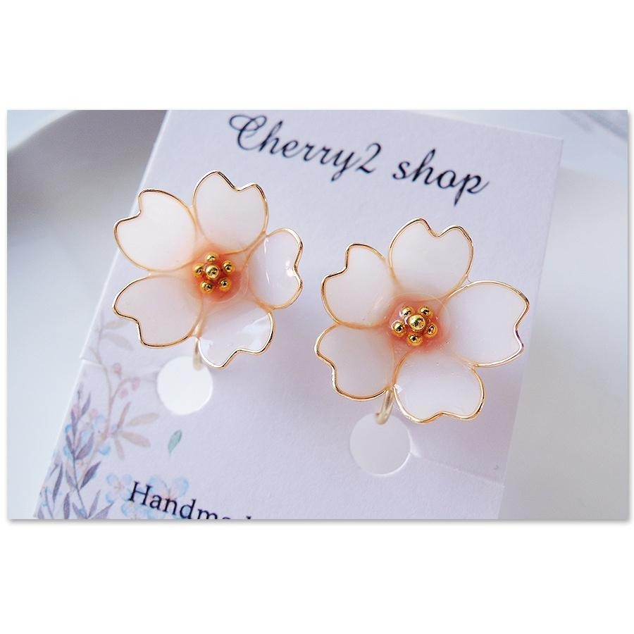 ◎Cherry2 shop◎水晶花系列~粉白櫻花貼耳手工夾式耳環/無痛耳夾A9072☆-細節圖3