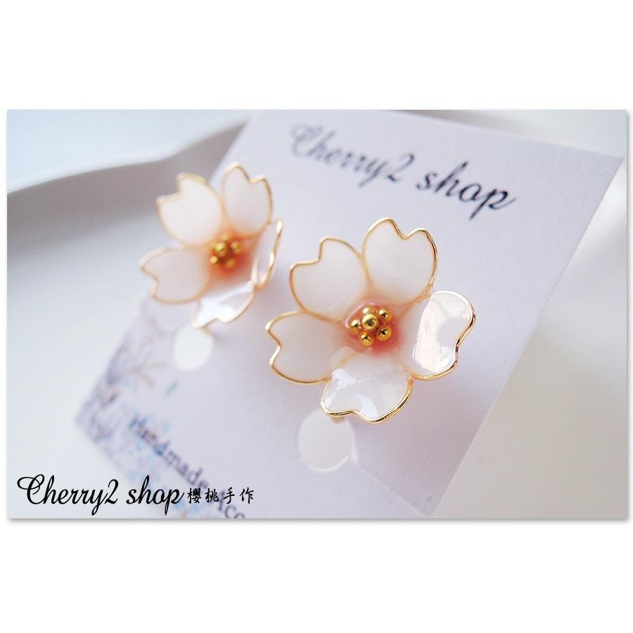◎Cherry2 shop◎水晶花系列~粉白櫻花貼耳手工夾式耳環/無痛耳夾A9072☆-細節圖4