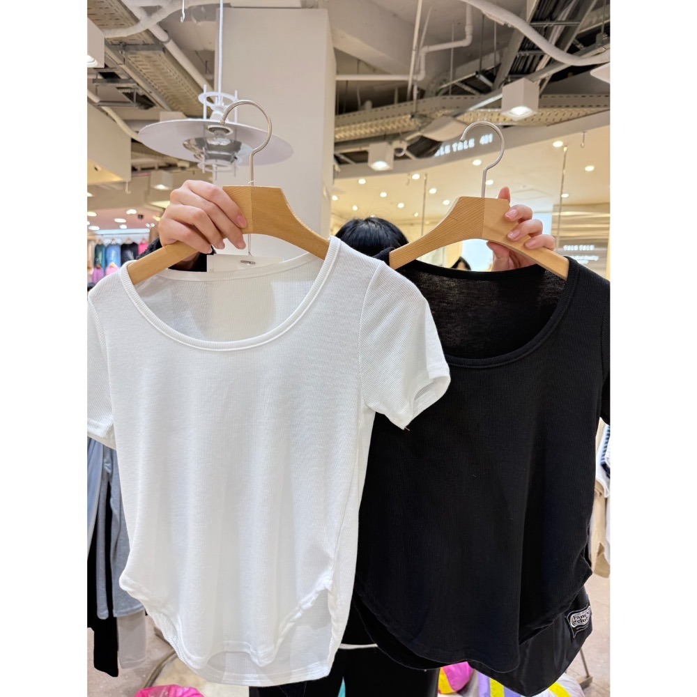 🇰🇷𝔾𝕣𝕒𝕔𝕖 𝕊𝕥𝕦𝕕𝕚𝕠♡上衣♡甜辣下圓弧坑紋上衣-細節圖8