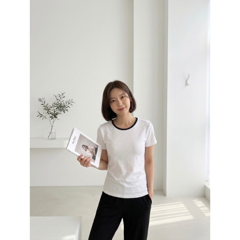 🇰🇷𝔾𝕣𝕒𝕔𝕖 𝕊𝕥𝕦𝕕𝕚𝕠♡上衣♡圓領撞色滾邊上衣-細節圖4