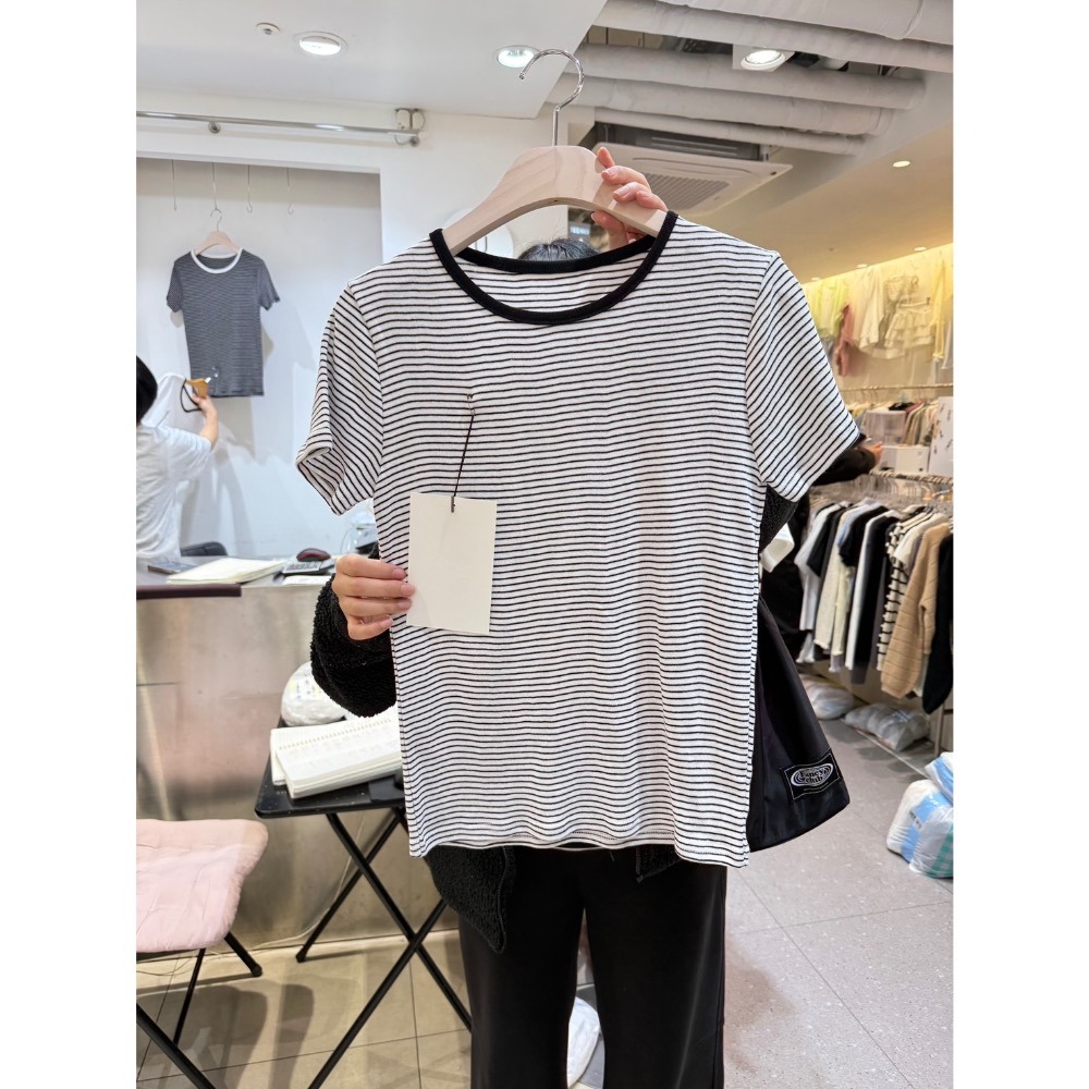 🇰🇷𝔾𝕣𝕒𝕔𝕖 𝕊𝕥𝕦𝕕𝕚𝕠♡上衣♡圓領撞色滾邊上衣-細節圖7