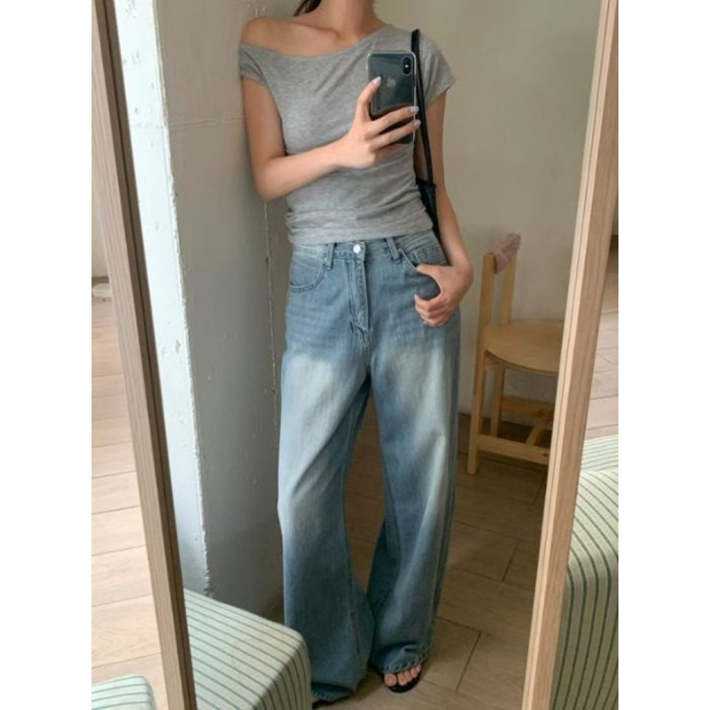 🇰🇷 𝔾𝕣𝕒𝕔𝕖 𝕊𝕥𝕦𝕕𝕚𝕠♡上衣♡不規則露肩素T-細節圖6