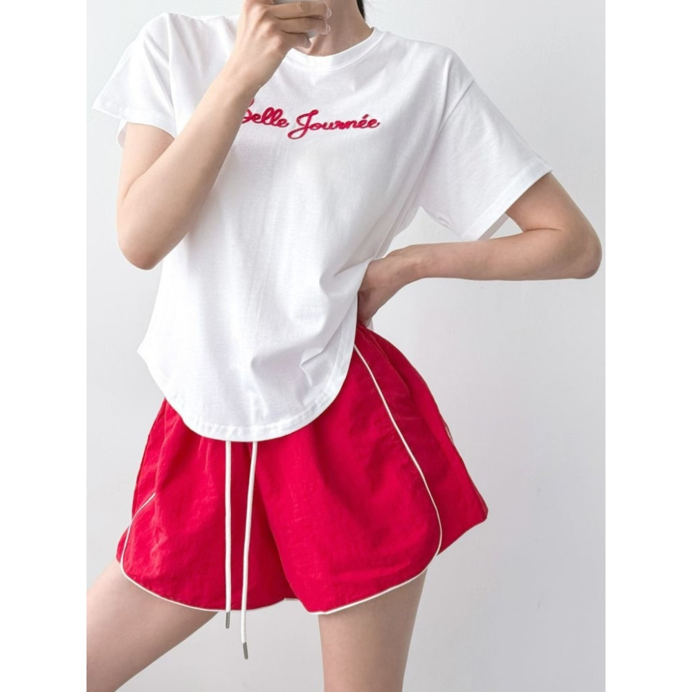 🇰🇷 𝔾𝕣𝕒𝕔𝕖 𝕊𝕥𝕦𝕕𝕚𝕠♡上衣♡立體字母休閒T恤-細節圖2