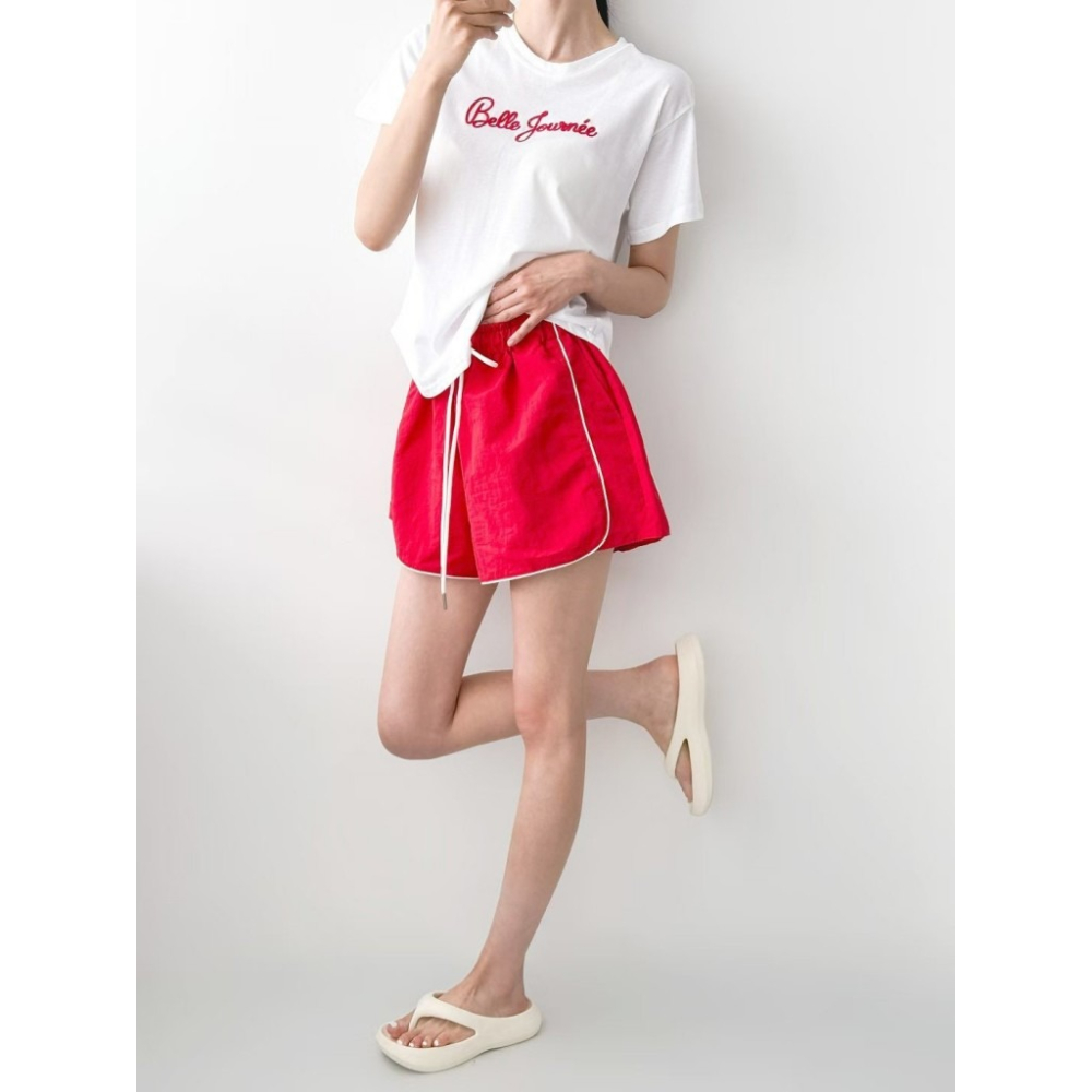 🇰🇷 𝔾𝕣𝕒𝕔𝕖 𝕊𝕥𝕦𝕕𝕚𝕠♡上衣♡立體字母休閒T恤-細節圖4