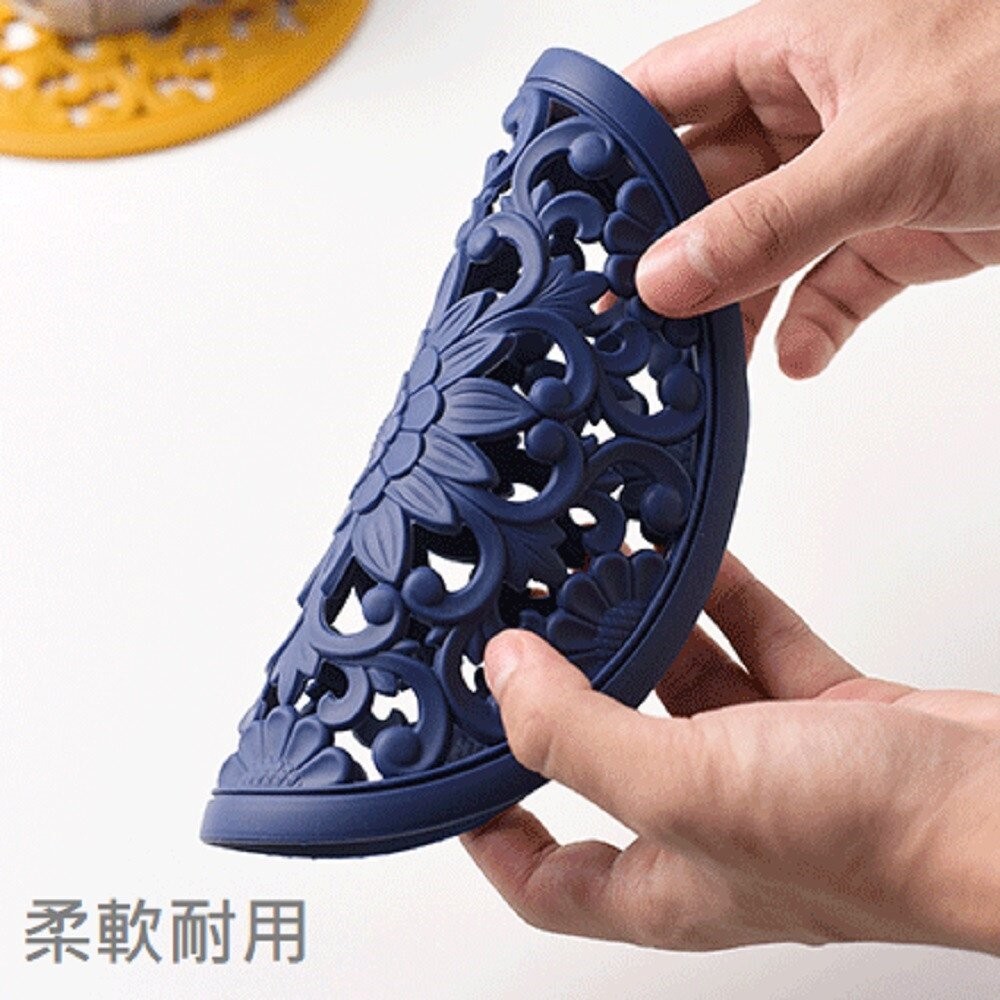 【實體店+發票】鏤空花卉造型隔熱墊  精美鏤空隔熱墊 古典花卉隔熱墊 矽膠隔熱墊 耐高溫防燙碗墊 送禮-細節圖9