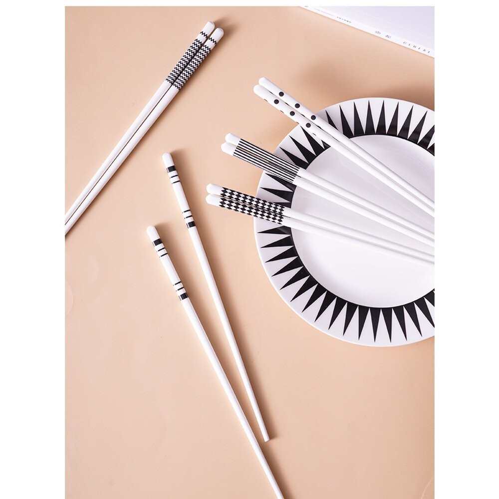 【實體店+發票】赫本風陶瓷餐筷組 陶瓷餐具 筷子湯匙飯匙 質感禮物 交換禮物 加厚硬殼禮盒 送禮-細節圖9