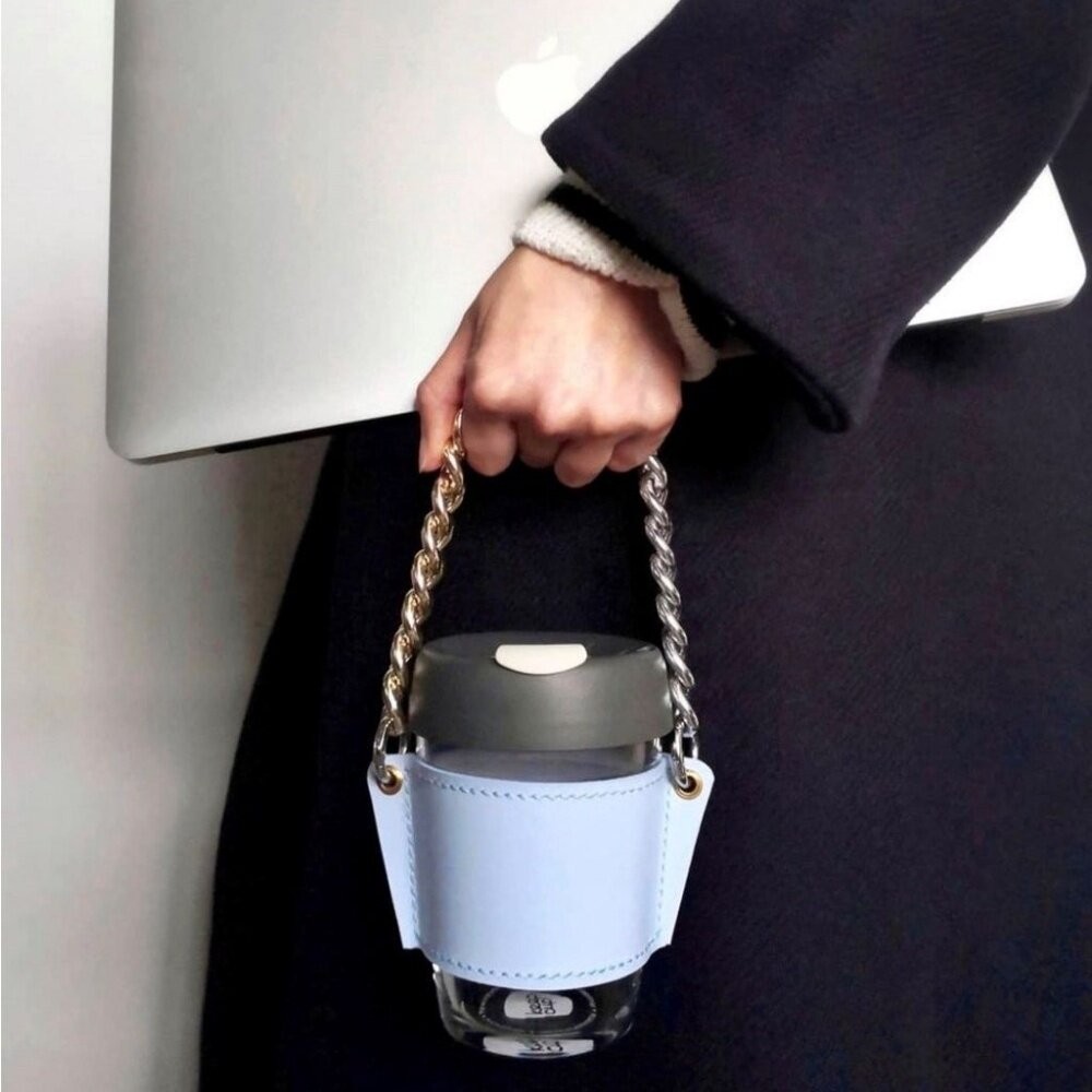 【實體店+發票】皮革環保杯套 飲料手提袋 手搖飲杯套 咖啡杯套 飲料杯套 環保提袋 時尚 鏈條包 送禮-細節圖4