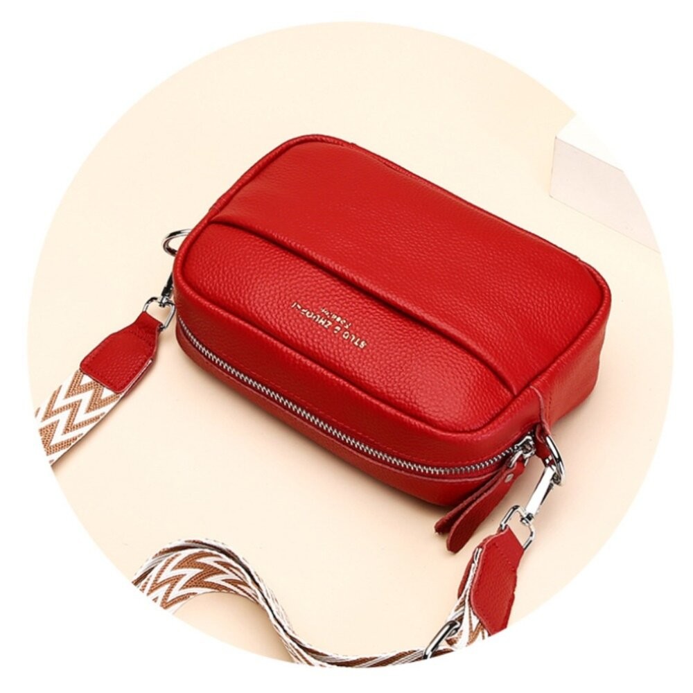 【實體店+發票】真皮百搭寬肩斜背包 頭層牛皮側背包 女生包包 單肩包 軟皮斜跨包 交換禮物 送禮 送禮-細節圖4